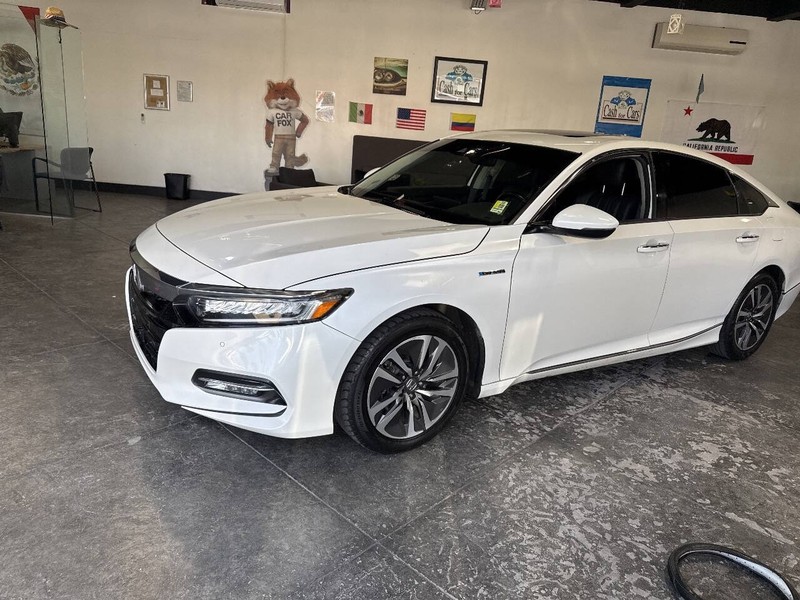 Honda Accord Hybrid Vehicle Full-screen Gallery Image 15