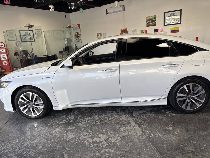 Honda Accord Hybrid Vehicle Full-screen Gallery Image 18