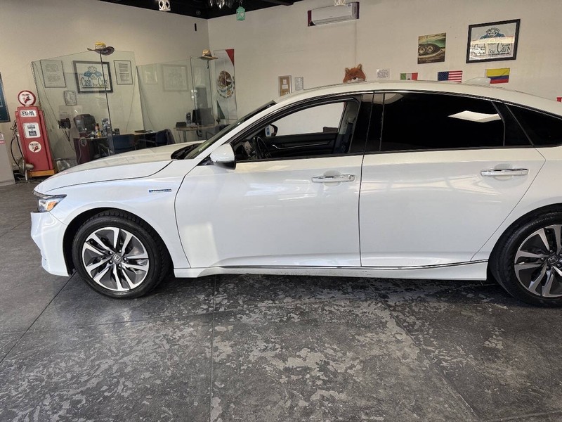Honda Accord Hybrid Vehicle Full-screen Gallery Image 19