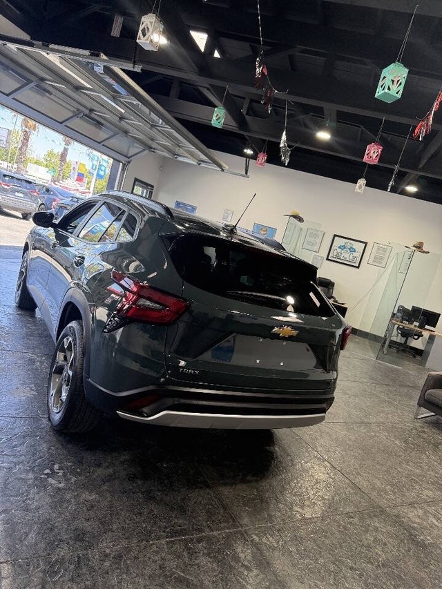 Chevrolet Trax Vehicle Full-screen Gallery Image 21