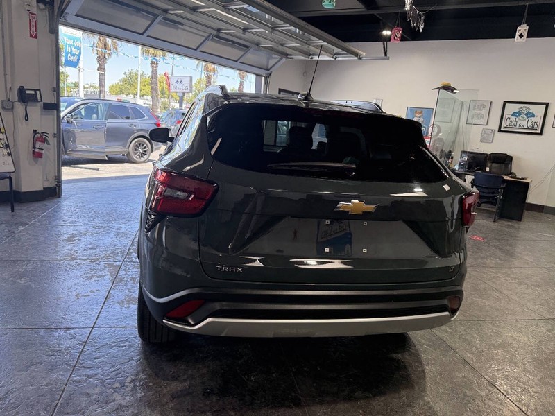 Chevrolet Trax Vehicle Full-screen Gallery Image 26