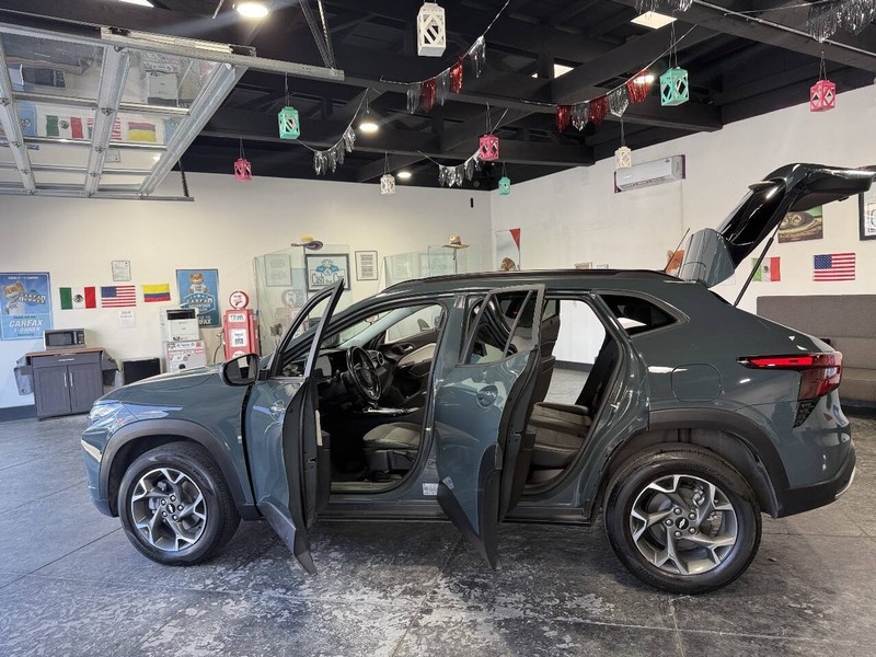 Chevrolet Trax Vehicle Full-screen Gallery Image 45
