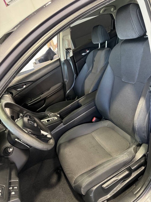 Honda Insight Vehicle Full-screen Gallery Image 39