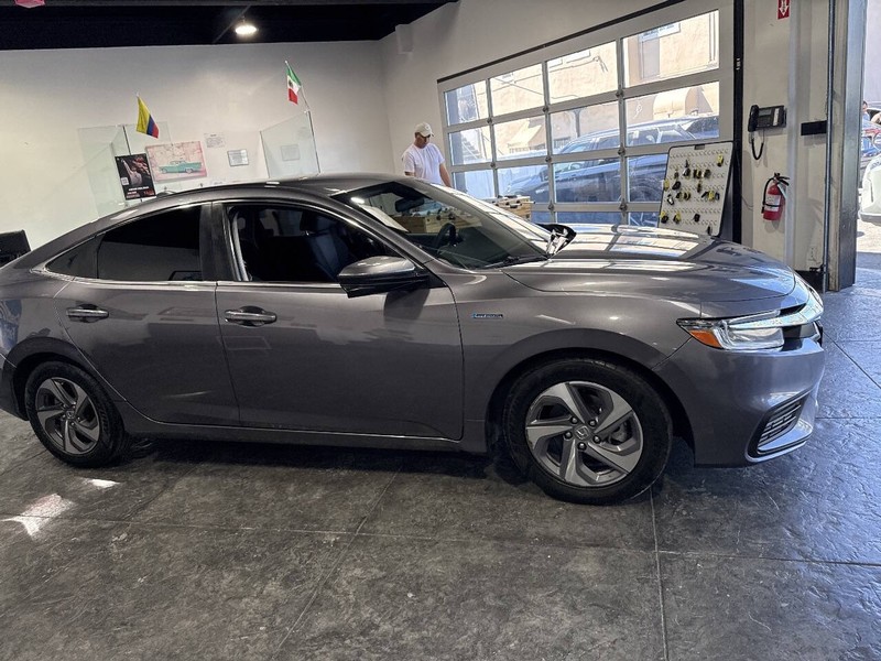 Honda Insight Vehicle Full-screen Gallery Image 30