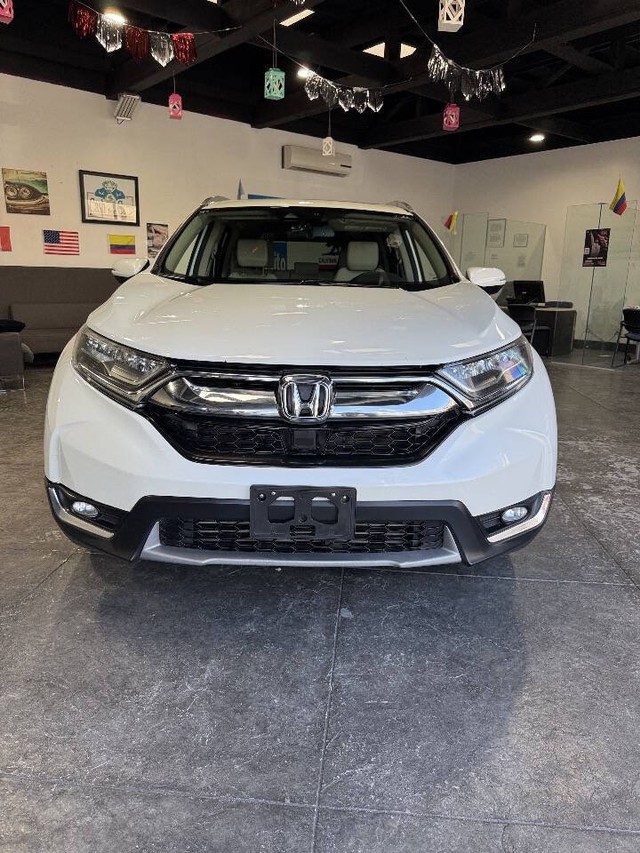 Honda CR-V Vehicle Full-screen Gallery Image 02