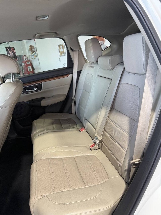Honda CR-V Vehicle Full-screen Gallery Image 37