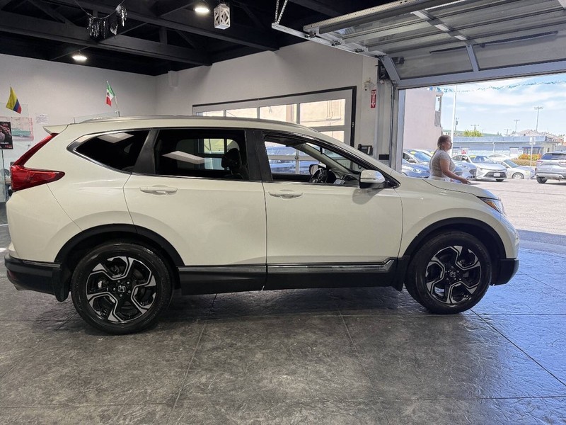 Honda CR-V Vehicle Full-screen Gallery Image 28