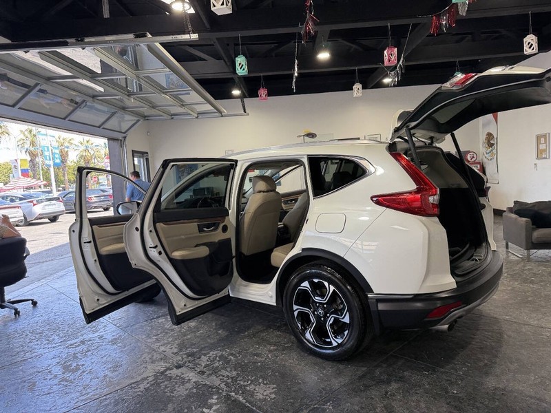 Honda CR-V Vehicle Full-screen Gallery Image 41