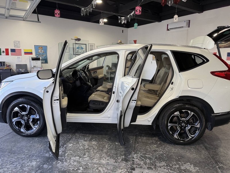 Honda CR-V Vehicle Full-screen Gallery Image 45