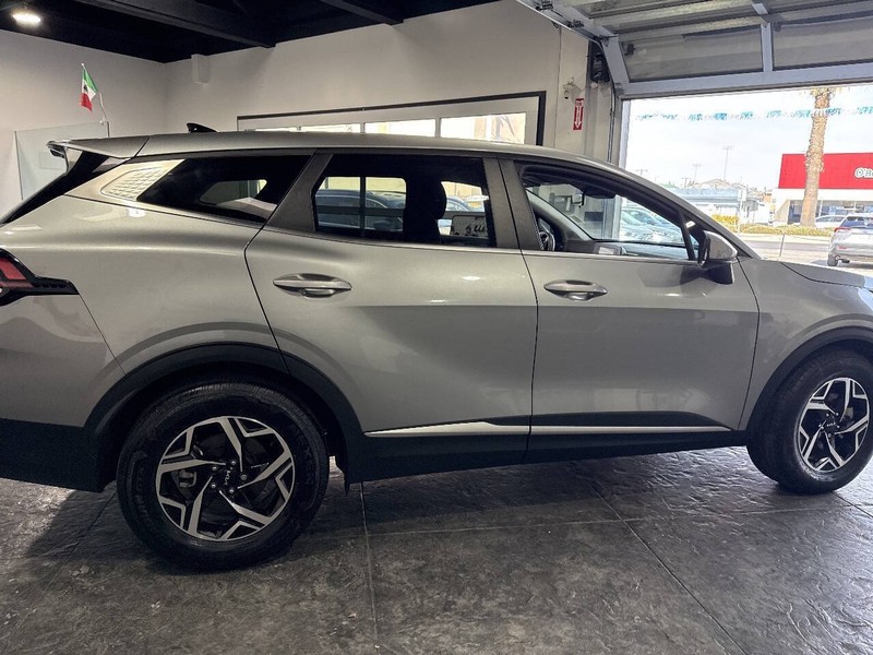 Kia Sportage Vehicle Full-screen Gallery Image 28