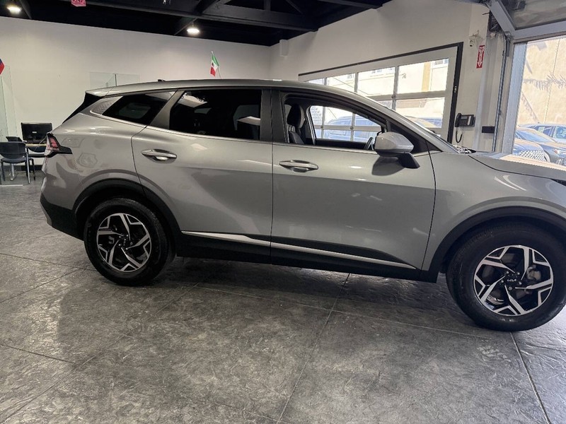 Kia Sportage Vehicle Full-screen Gallery Image 35