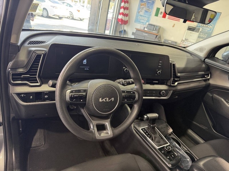 Kia Sportage Vehicle Full-screen Gallery Image 44