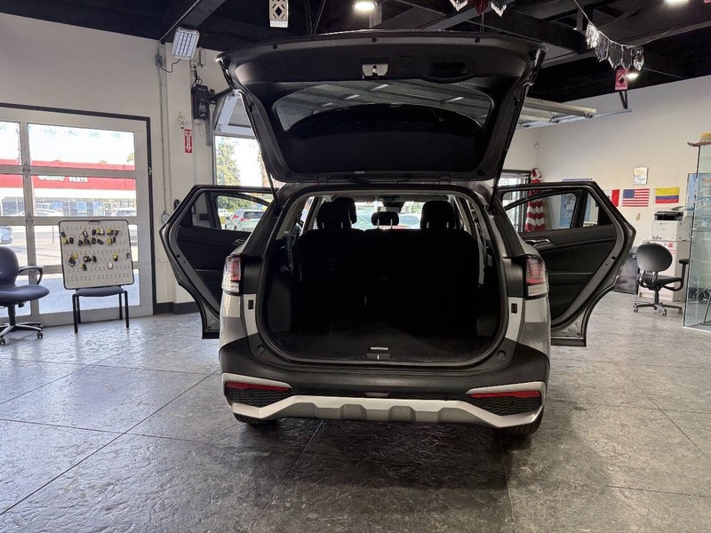 Kia Sportage Vehicle Full-screen Gallery Image 50