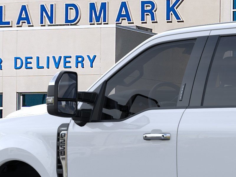 Ford Super Duty F-250 SRW Vehicle Full-screen Gallery Image 20