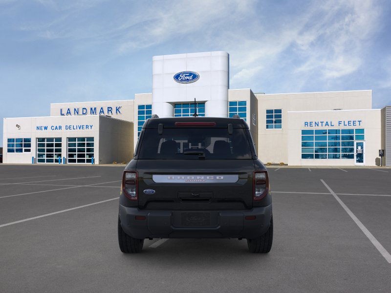 Ford R9K Vehicle Full-screen Gallery Image 5