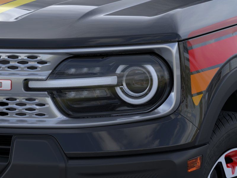 Ford R9K Vehicle Full-screen Gallery Image 18