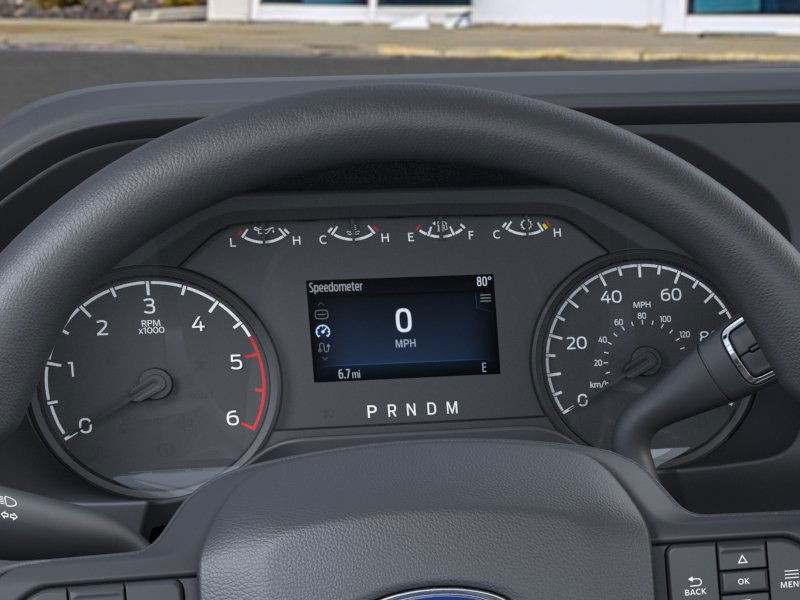 Ford Super Duty F-350 DRW Vehicle Full-screen Gallery Image 13