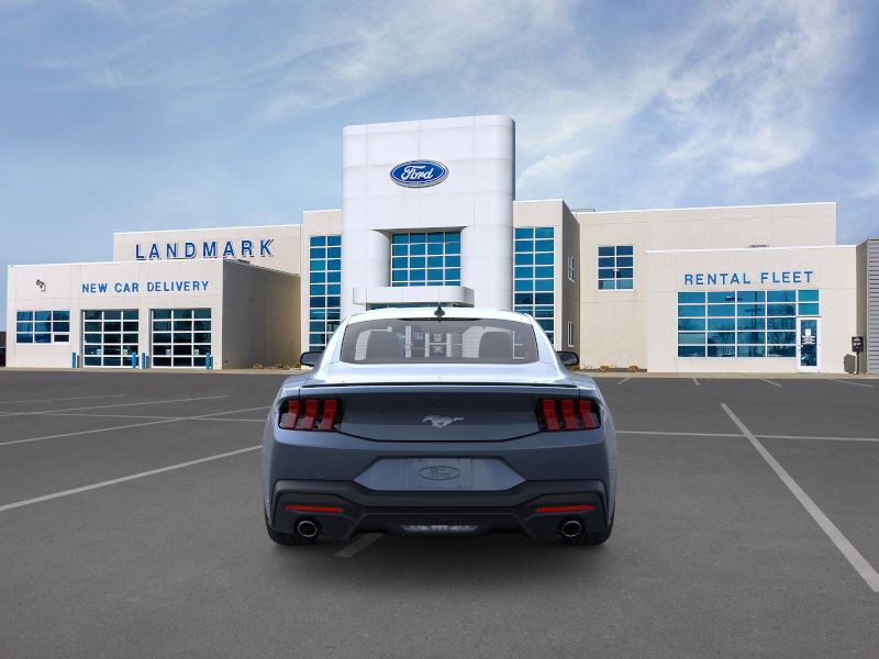 Ford Mustang Vehicle Full-screen Gallery Image 5