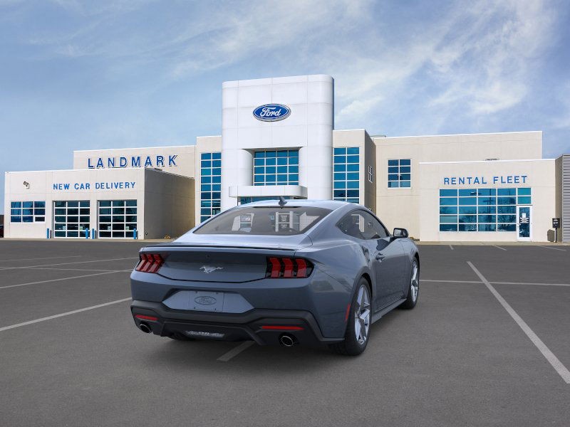 Ford Mustang Vehicle Full-screen Gallery Image 8