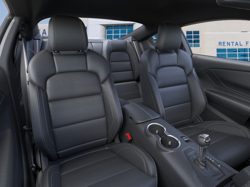 Ford Mustang Vehicle Full-screen Gallery Image 10