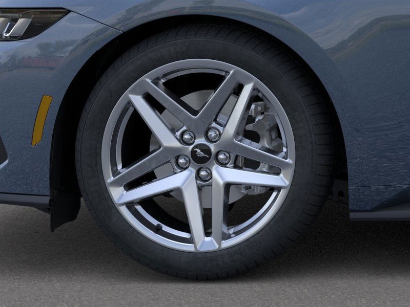 Ford Mustang Vehicle Full-screen Gallery Image 19