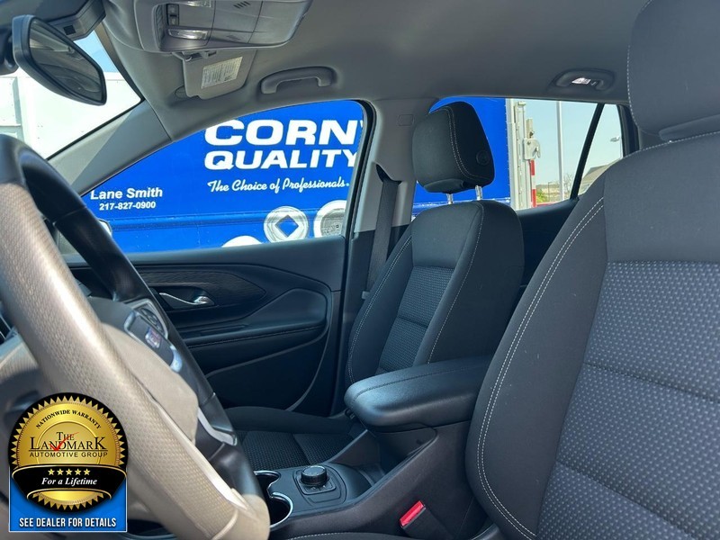 GMC Terrain Vehicle Full-screen Gallery Image 9