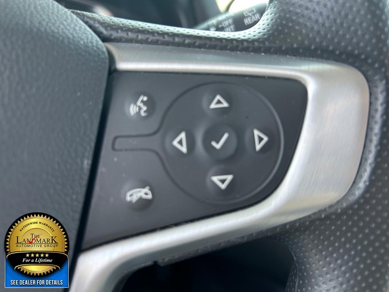 GMC Terrain Vehicle Full-screen Gallery Image 11