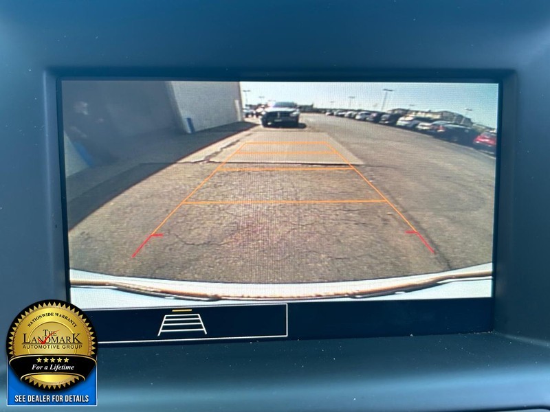 GMC Terrain Vehicle Full-screen Gallery Image 13