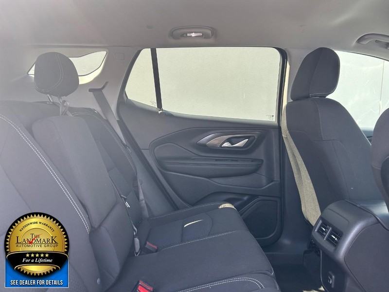 GMC Terrain Vehicle Full-screen Gallery Image 14