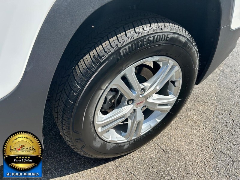 GMC Terrain Vehicle Full-screen Gallery Image 19