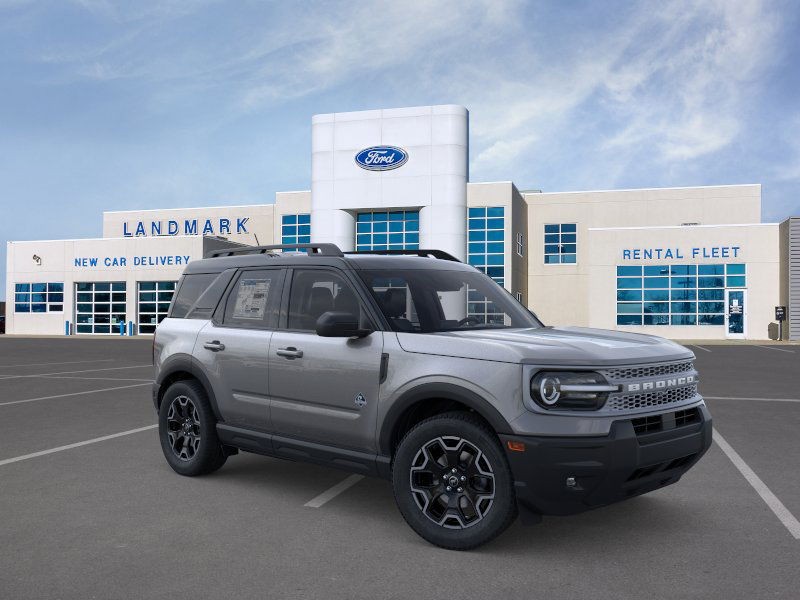 Ford Bronco Sport Vehicle Full-screen Gallery Image 7