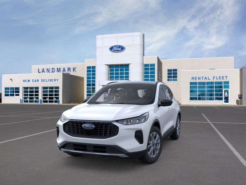 Ford Escape Vehicle Full-screen Gallery Image 2