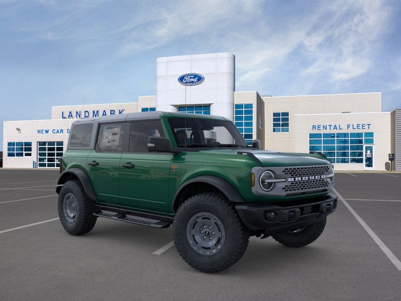 Ford Bronco Vehicle Full-screen Gallery Image 7
