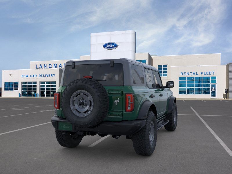 Ford Bronco Vehicle Full-screen Gallery Image 8