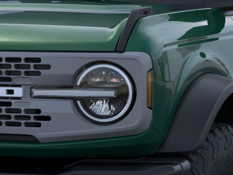 Ford Bronco Vehicle Full-screen Gallery Image 20