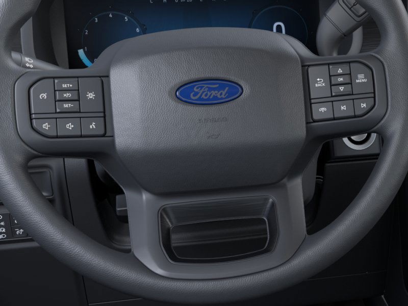 Ford F-150 Vehicle Full-screen Gallery Image 12