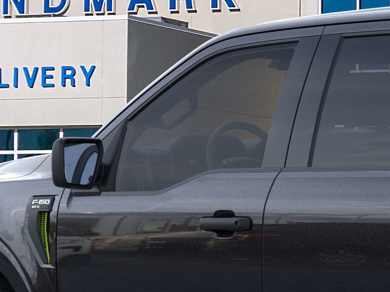 Ford F-150 Vehicle Full-screen Gallery Image 20