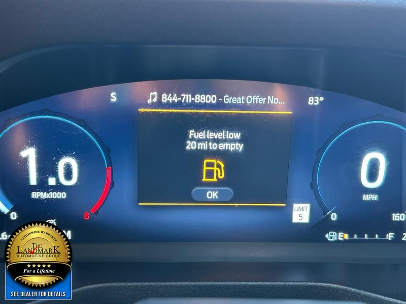 Ford Explorer Vehicle Full-screen Gallery Image 12