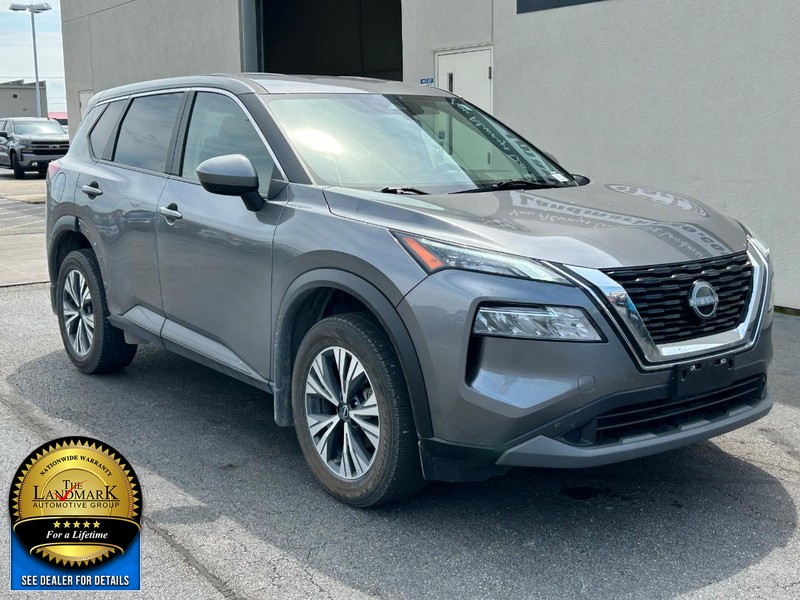 Nissan Rogue Vehicle Full-screen Gallery Image 2