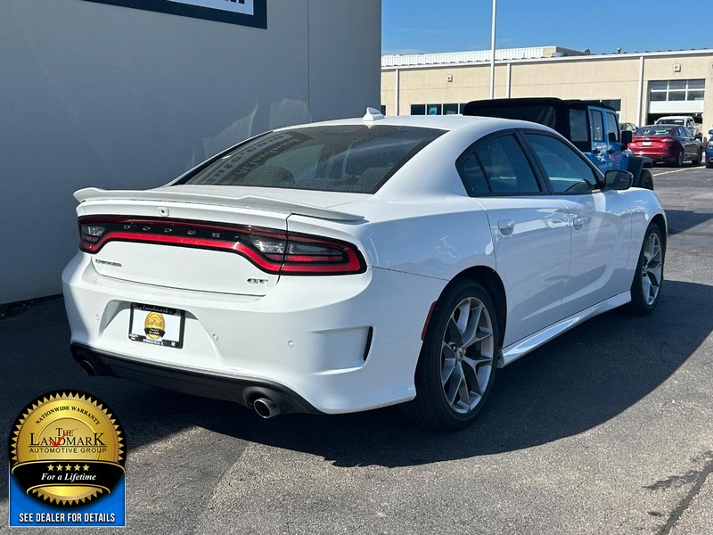 Dodge Charger Vehicle Full-screen Gallery Image 3