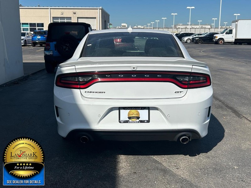 Dodge Charger Vehicle Full-screen Gallery Image 7