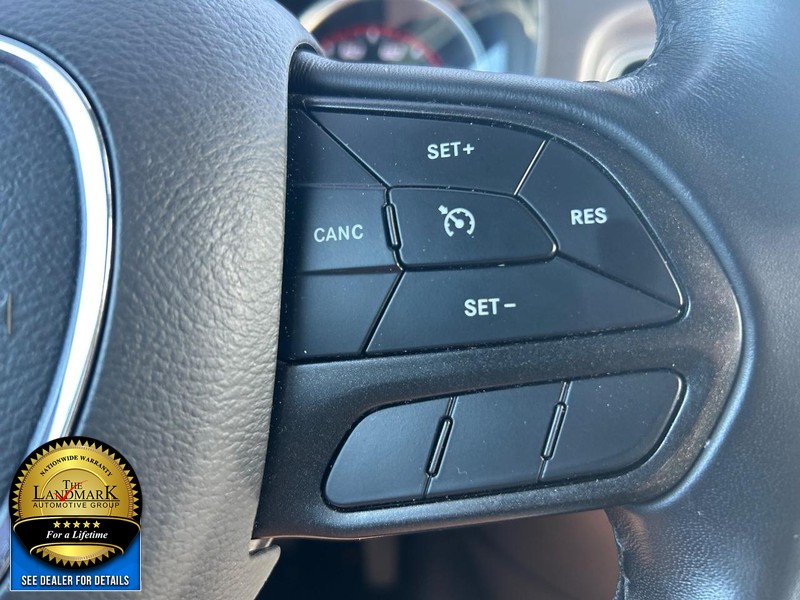 Dodge Charger Vehicle Full-screen Gallery Image 11