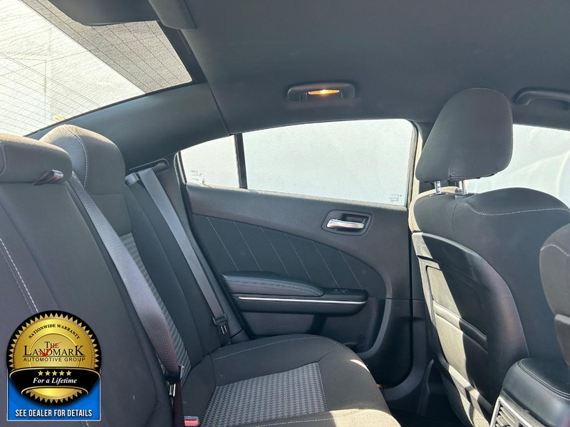 Dodge Charger Vehicle Full-screen Gallery Image 14
