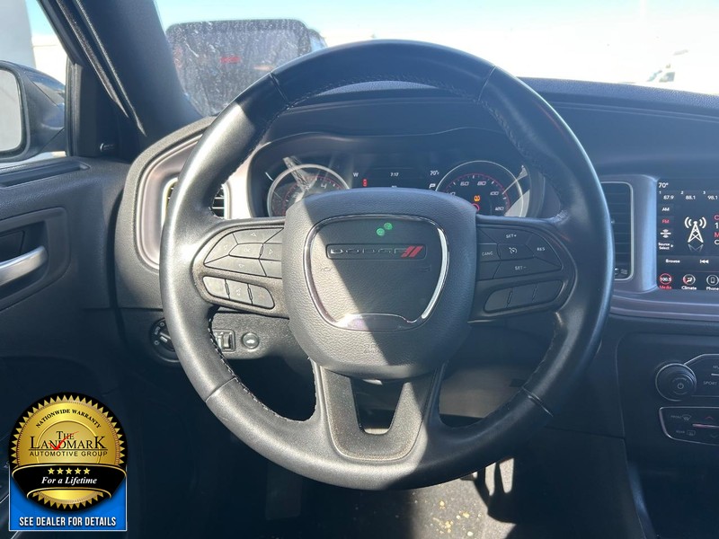 Dodge Charger Vehicle Full-screen Gallery Image 16