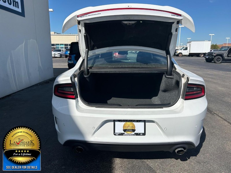 Dodge Charger Vehicle Full-screen Gallery Image 18