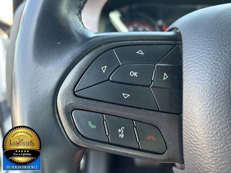 Dodge Charger Vehicle Full-screen Gallery Image 10