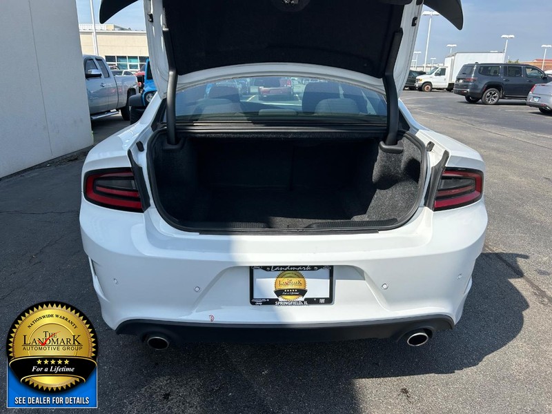 Dodge Charger Vehicle Full-screen Gallery Image 18