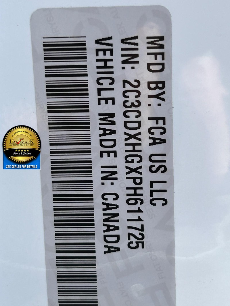 Dodge Charger Vehicle Full-screen Gallery Image 20