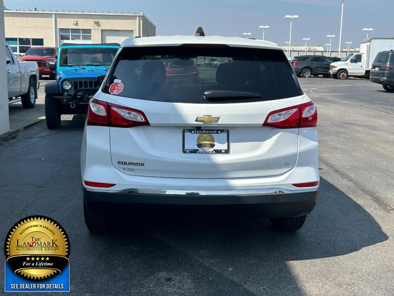 Chevrolet Equinox Vehicle Full-screen Gallery Image 7