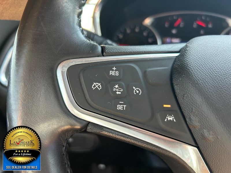 Chevrolet Equinox Vehicle Full-screen Gallery Image 10